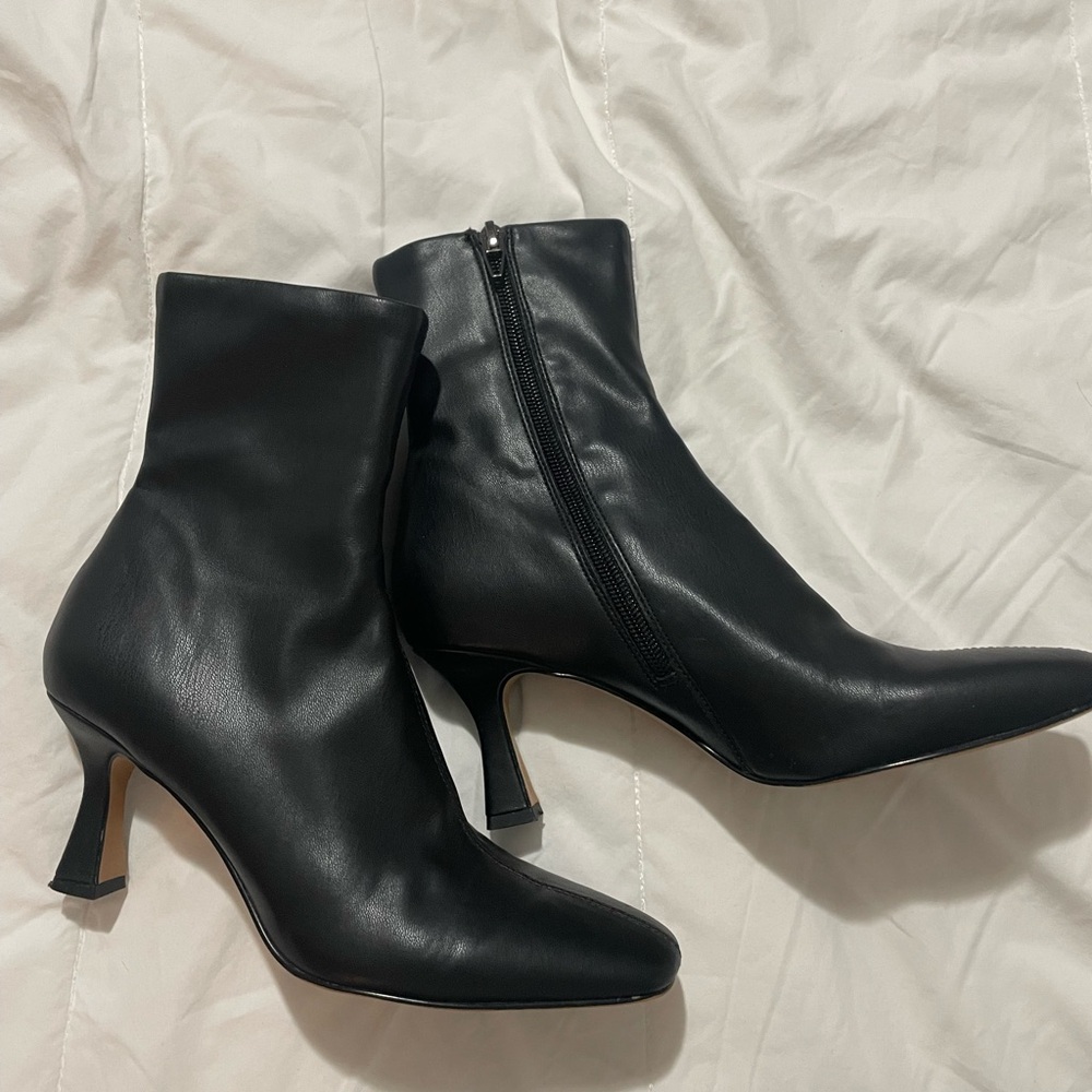 Dolce Vita Glamor size 8